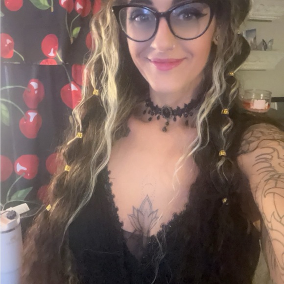 Meet your Posher, Jamie - Picture 3 of 3